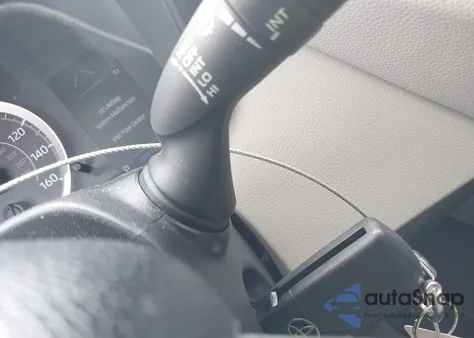 2020 Toyota Corolla Le z USA, uszkodzony, nr VIN JTDEPRAEXLJ062018